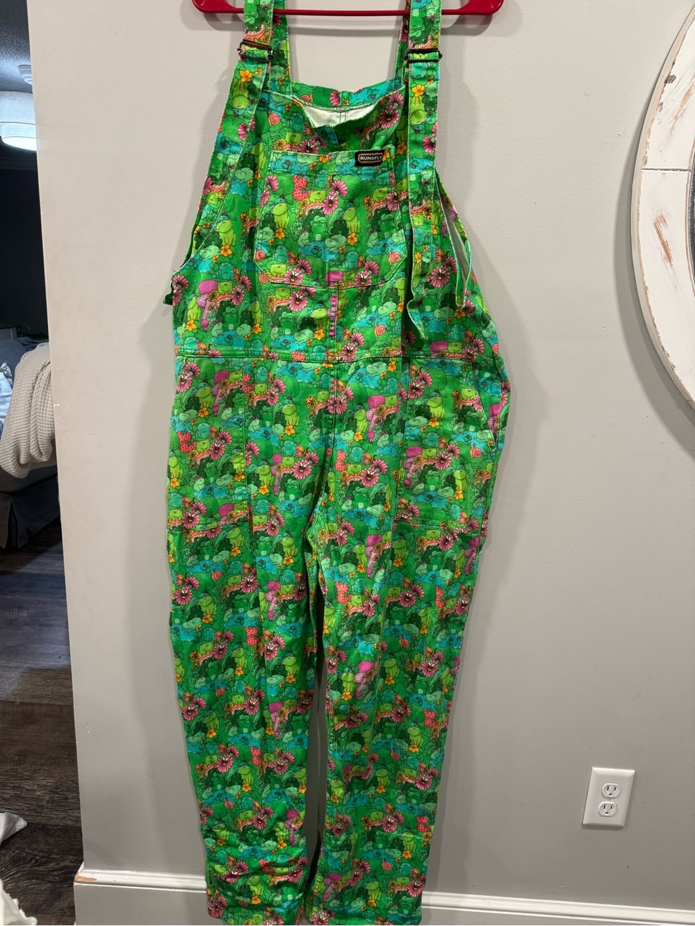 Run & Fly Frog Print Dungarees Overalls Green Cottagecore XXL - Picture 2 of 16